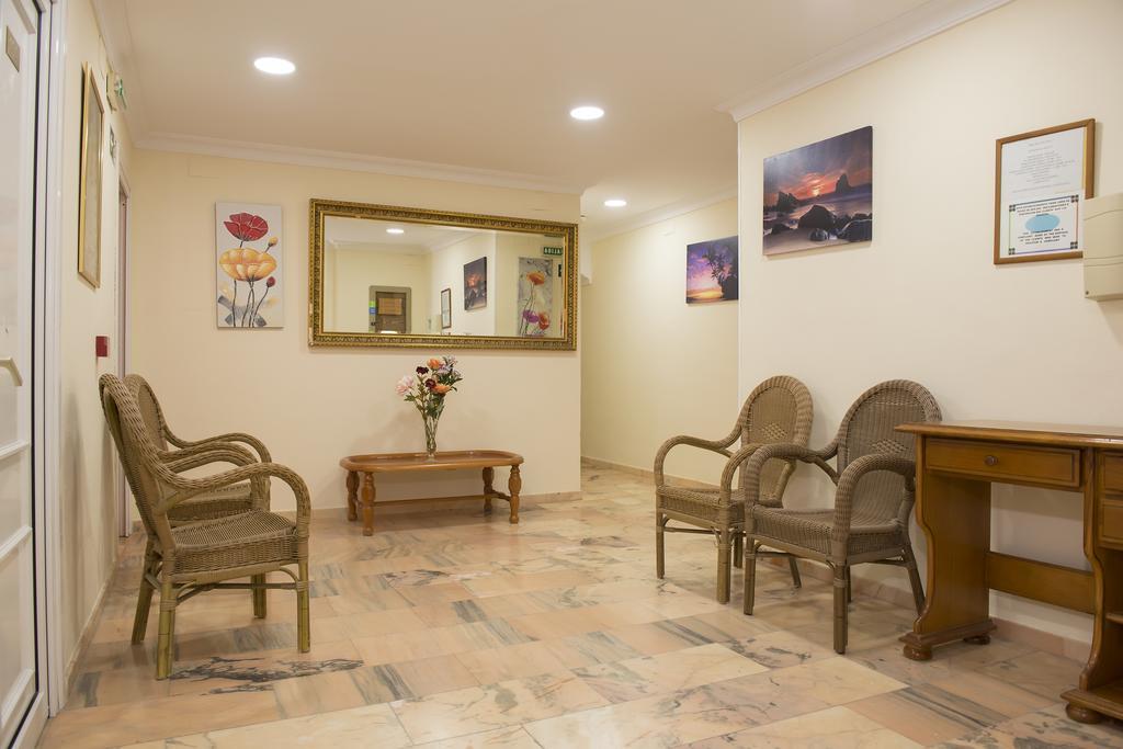 Hostal Restaurante La Nina Палос де ла Фронтера Екстериор снимка