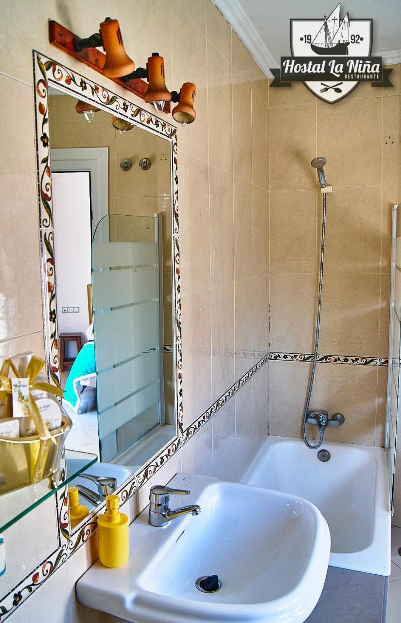 Hostal Restaurante La Nina Палос де ла Фронтера Екстериор снимка